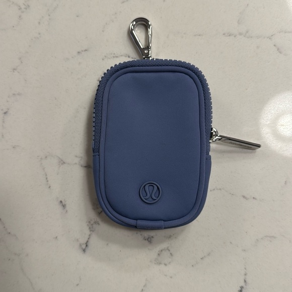 Lulu clip pouch - Picture 1 of 4